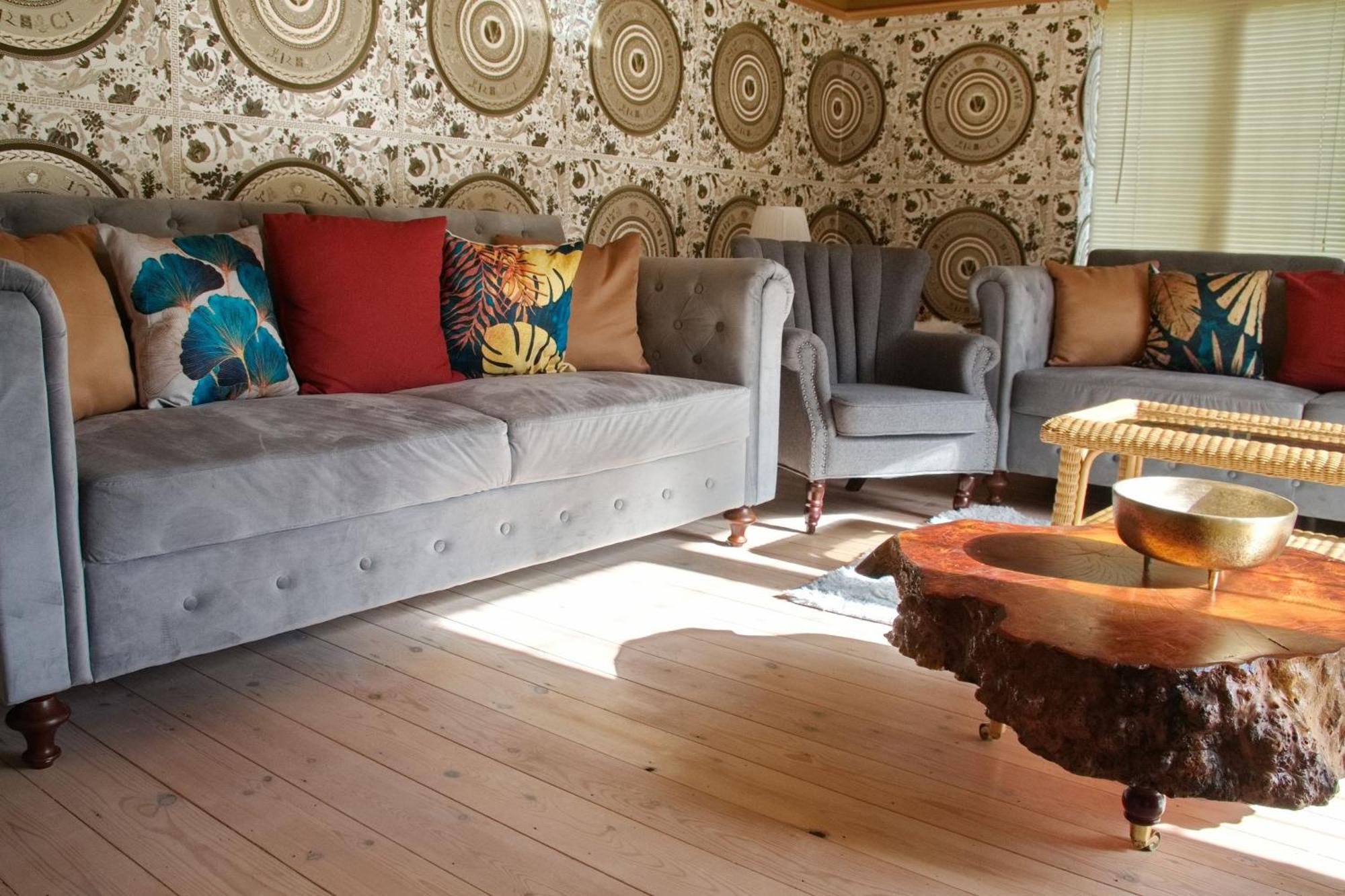 Deluxe 4 Or 5 Bed House With Hot Tub, Cinema Room Sleeps 15 Сафрън Уолдън Екстериор снимка