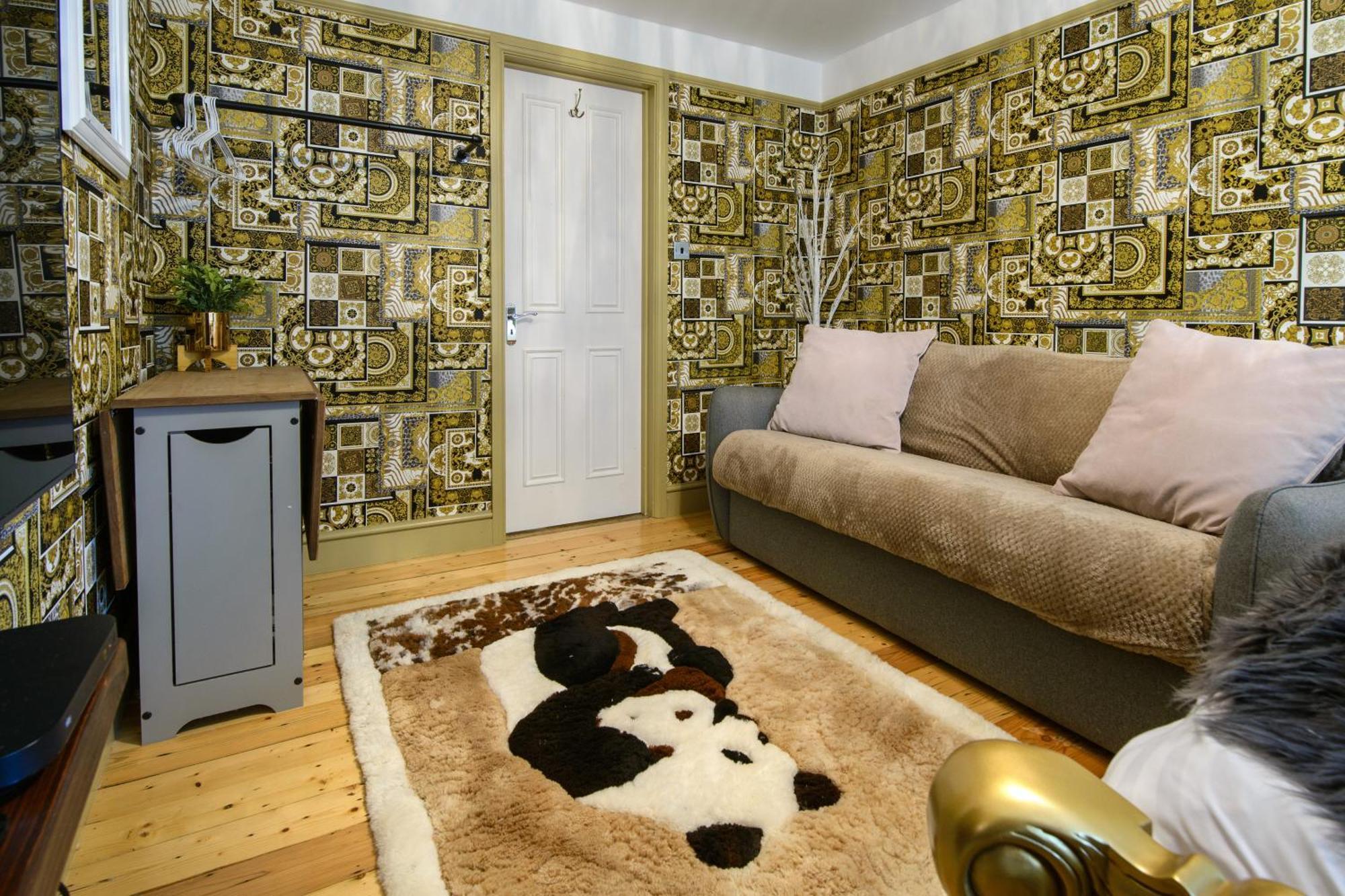 Deluxe 4 Or 5 Bed House With Hot Tub, Cinema Room Sleeps 15 Сафрън Уолдън Екстериор снимка